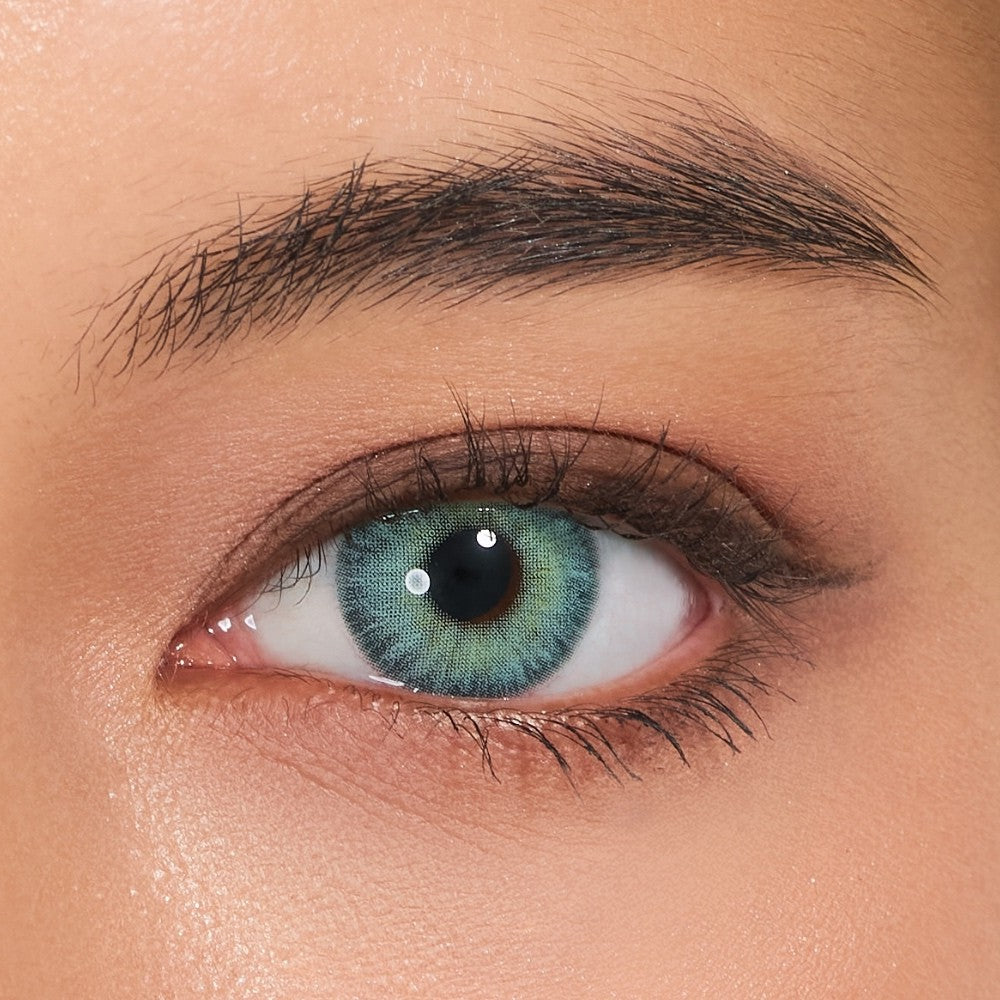 HorizonBlue-colored-contacts.jpg