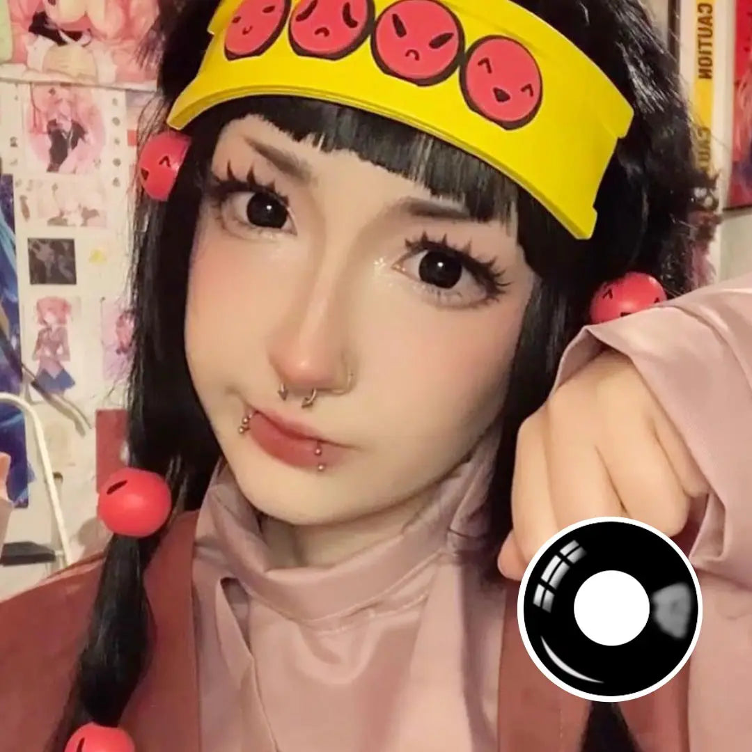 intense-black-halloween-contacts-cosplayer.jpg